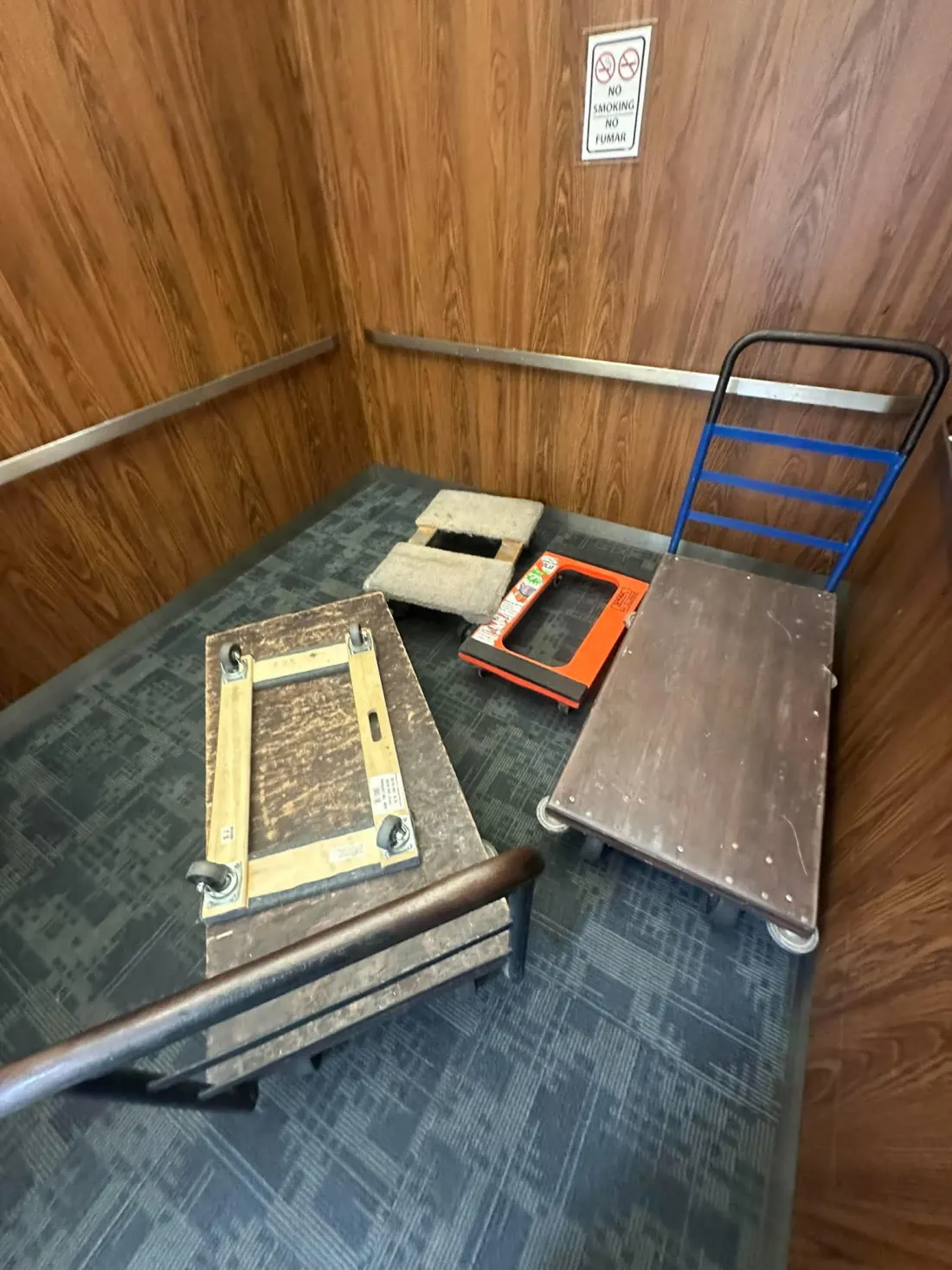 Moving blankets and gear from Stairwise