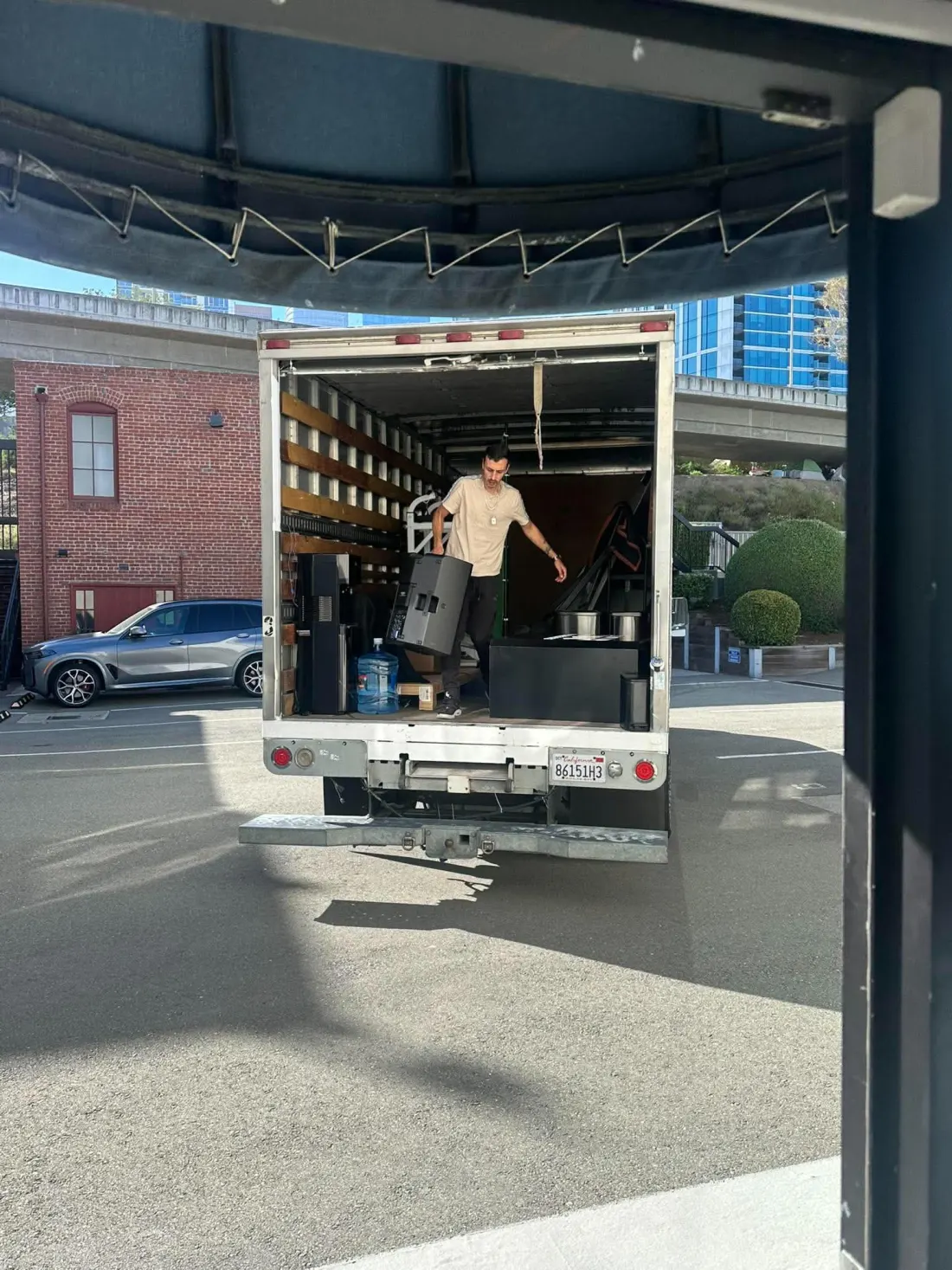 Stairwise truck loaded for a move